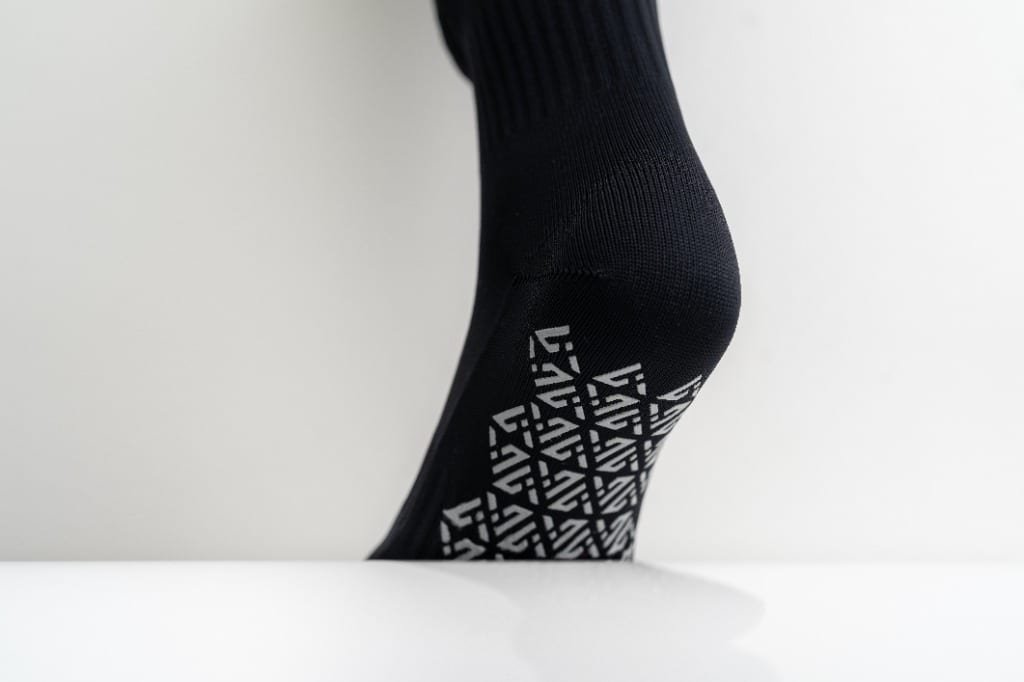ARDUGA Premium Grip-Fussballsocken Sohle von der Seite